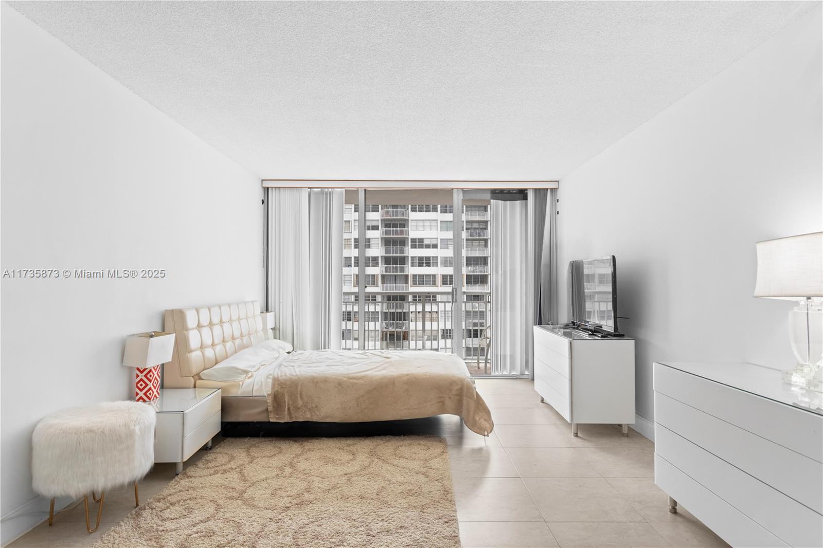 18051 Biscayne Blvd # 1105
