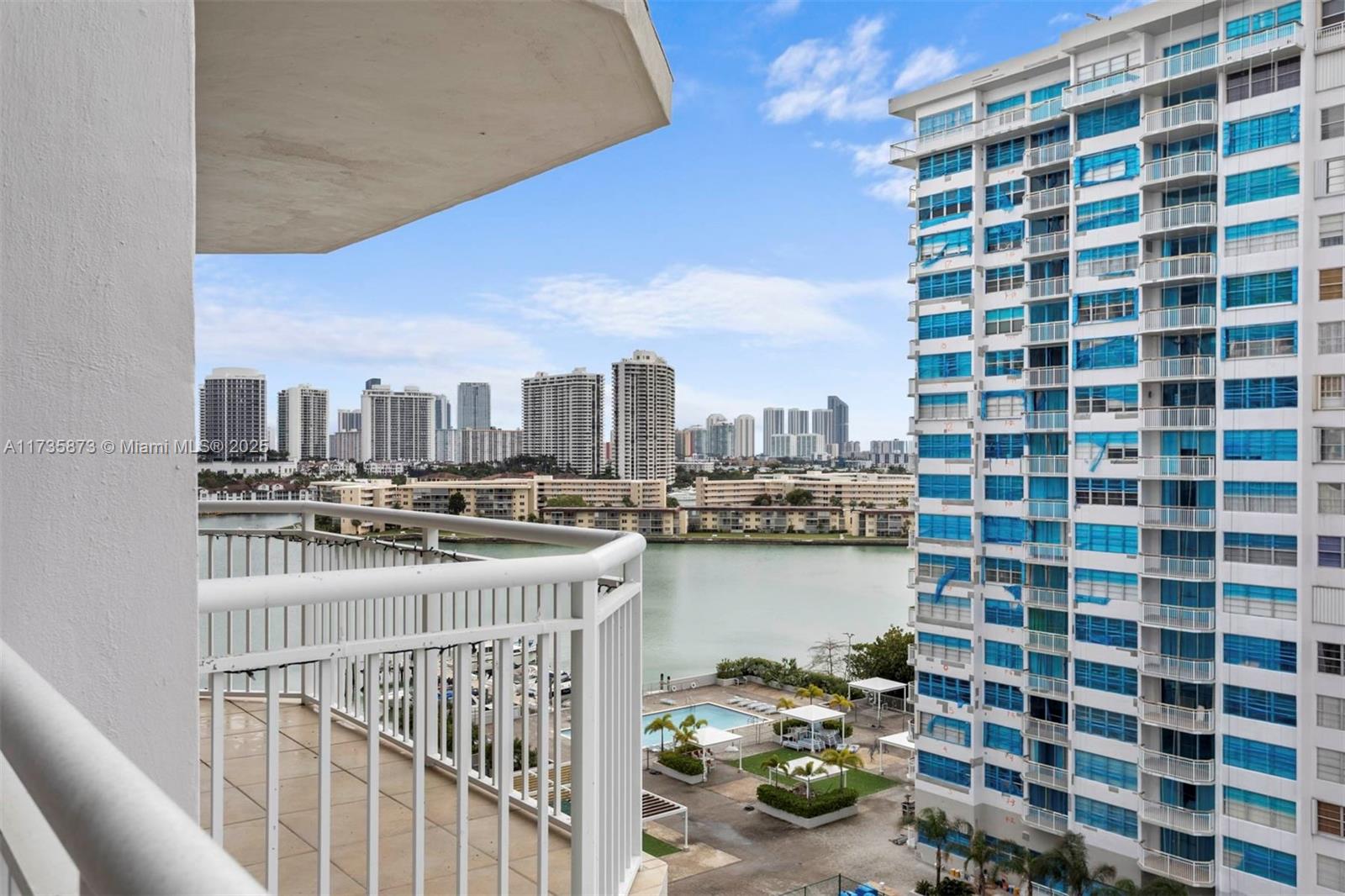 18051 Biscayne Blvd # 1105