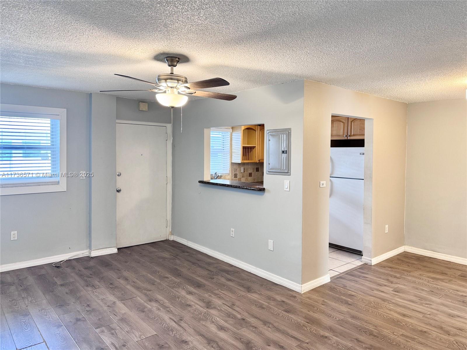 221 Meridian Ave # 304