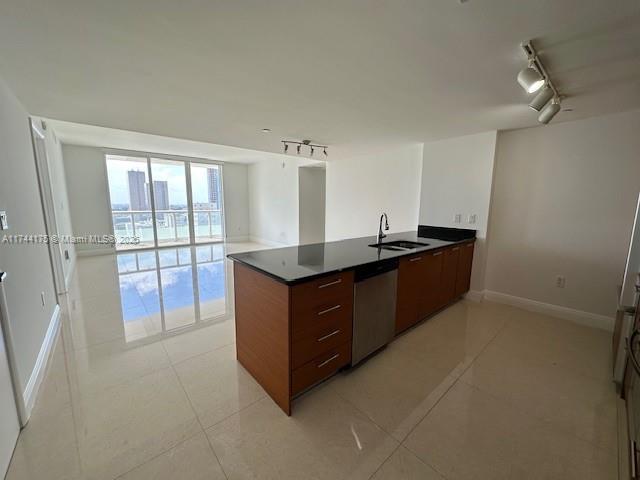 50 Biscayne Blvd # 2401