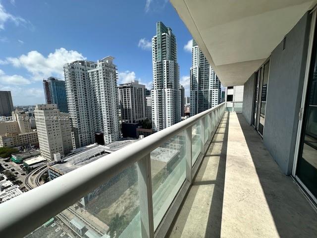 50 Biscayne Blvd # 2401