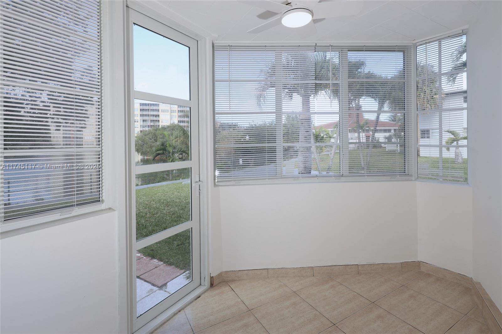1671 NE Miami Gardens Dr Unit: 147