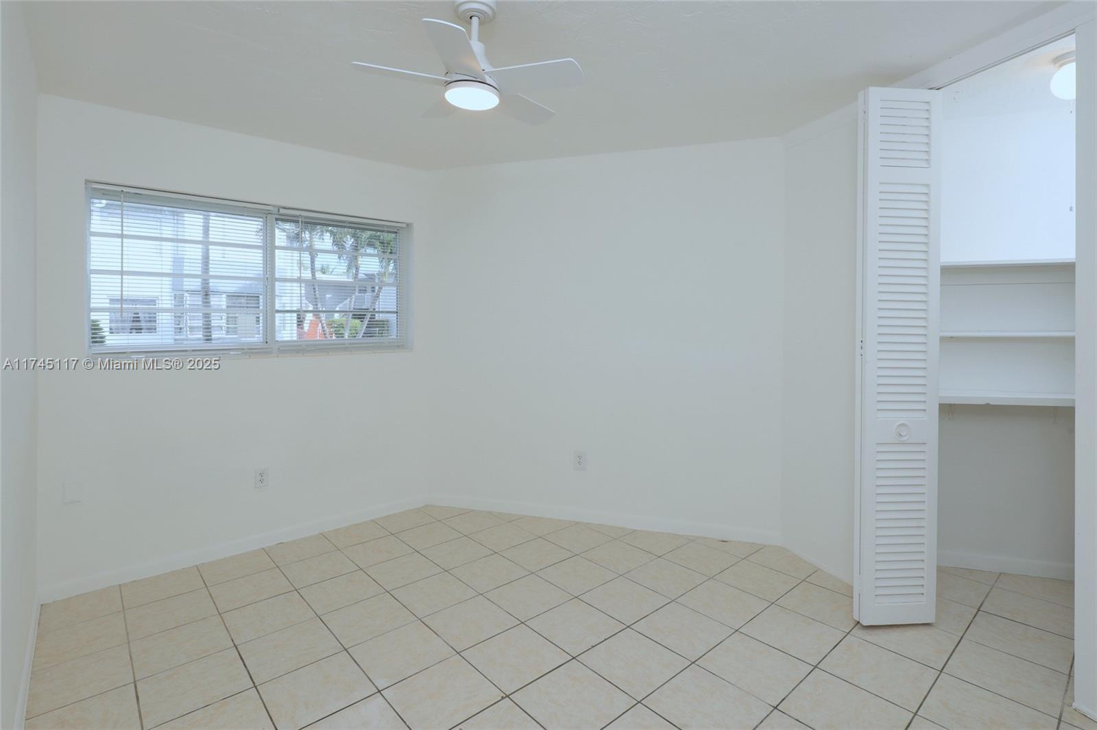 1671 NE Miami Gardens Dr Unit: 147