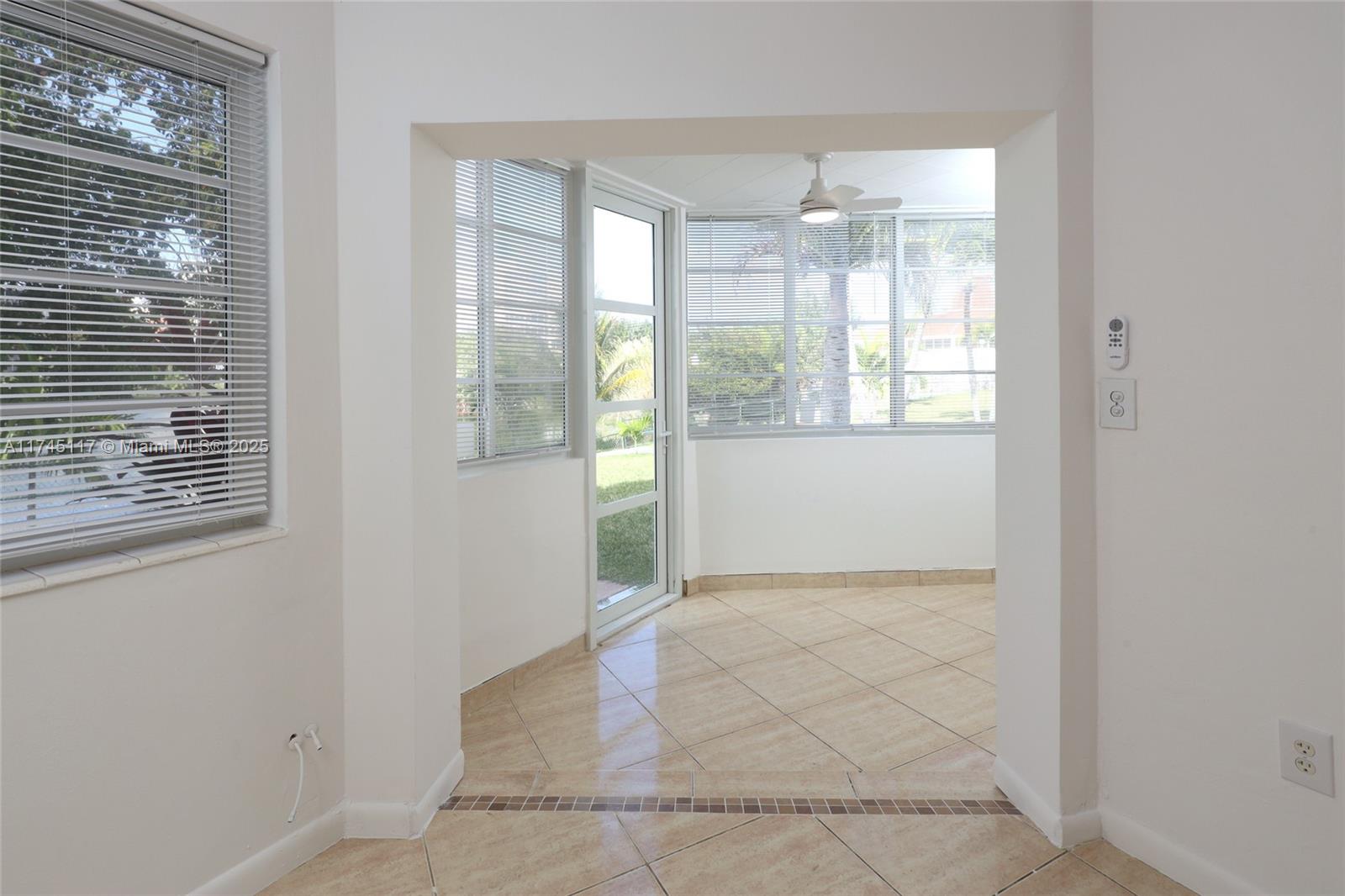 1671 NE Miami Gardens Dr Unit: 147
