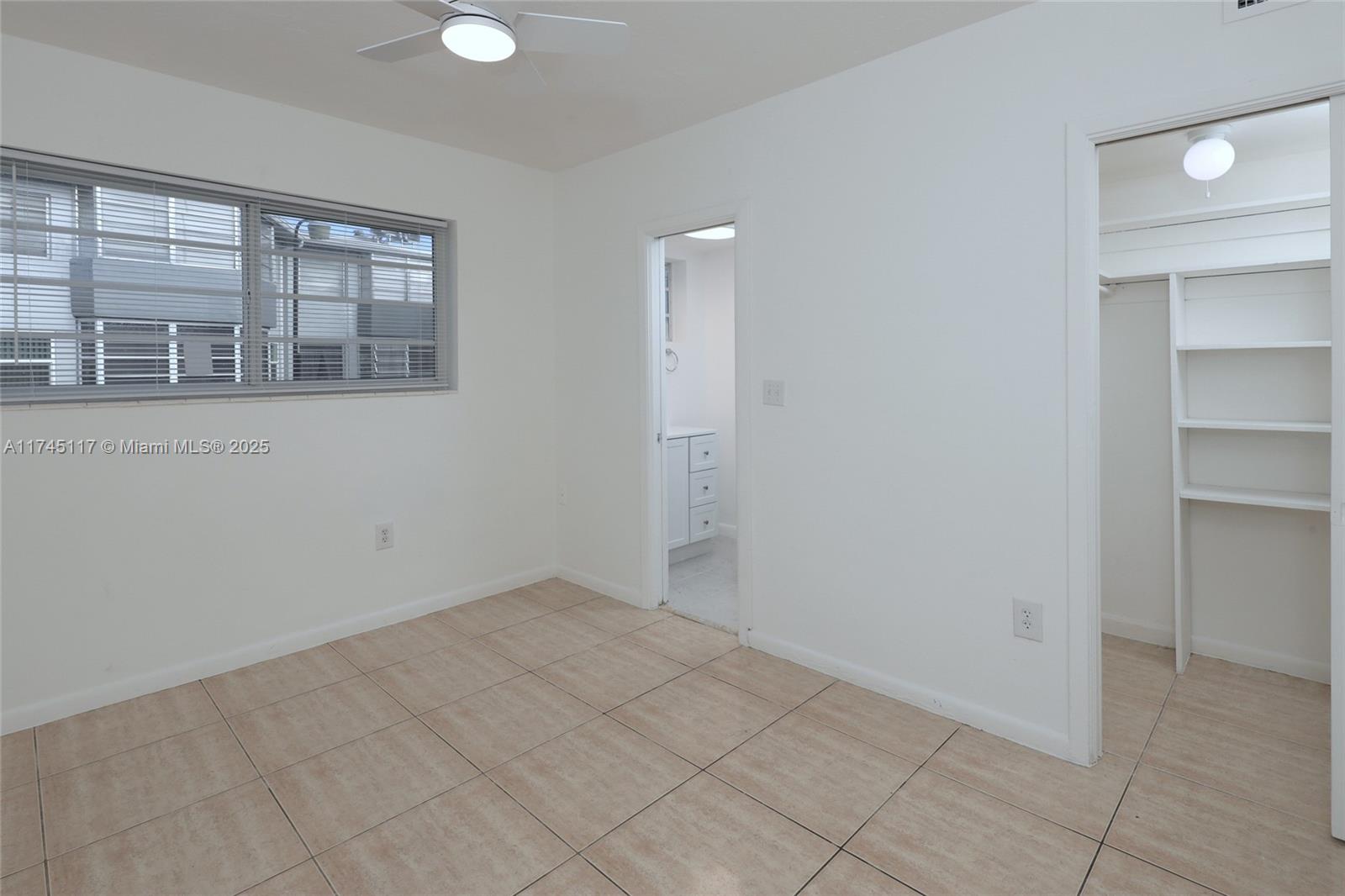 1671 NE Miami Gardens Dr Unit: 147