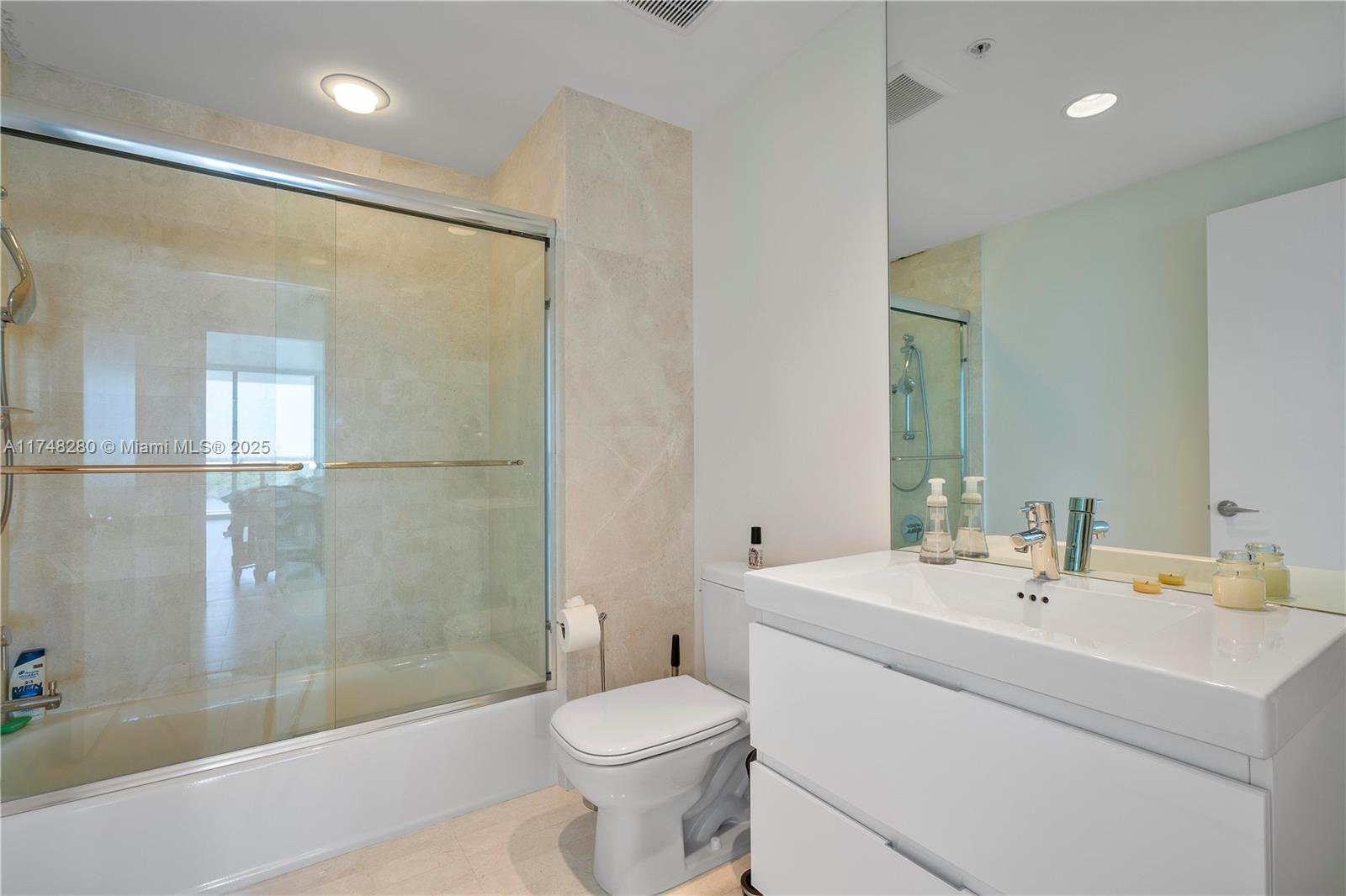 17111 Biscayne Blvd # 802