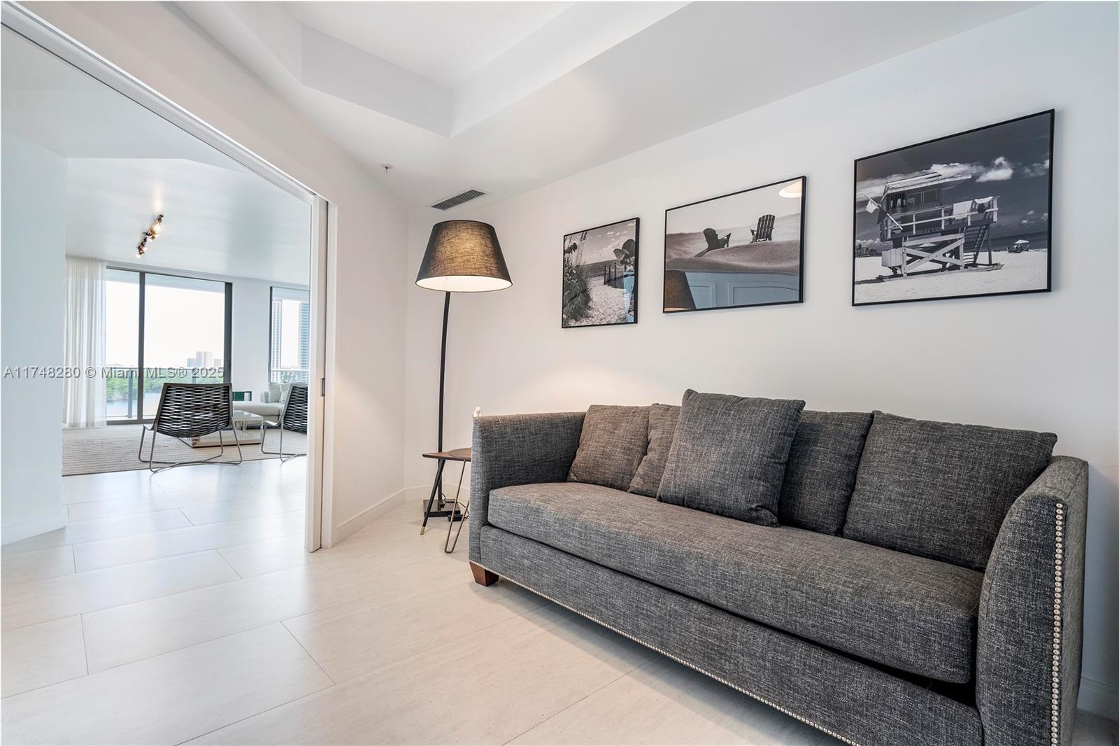 17111 Biscayne Blvd # 802