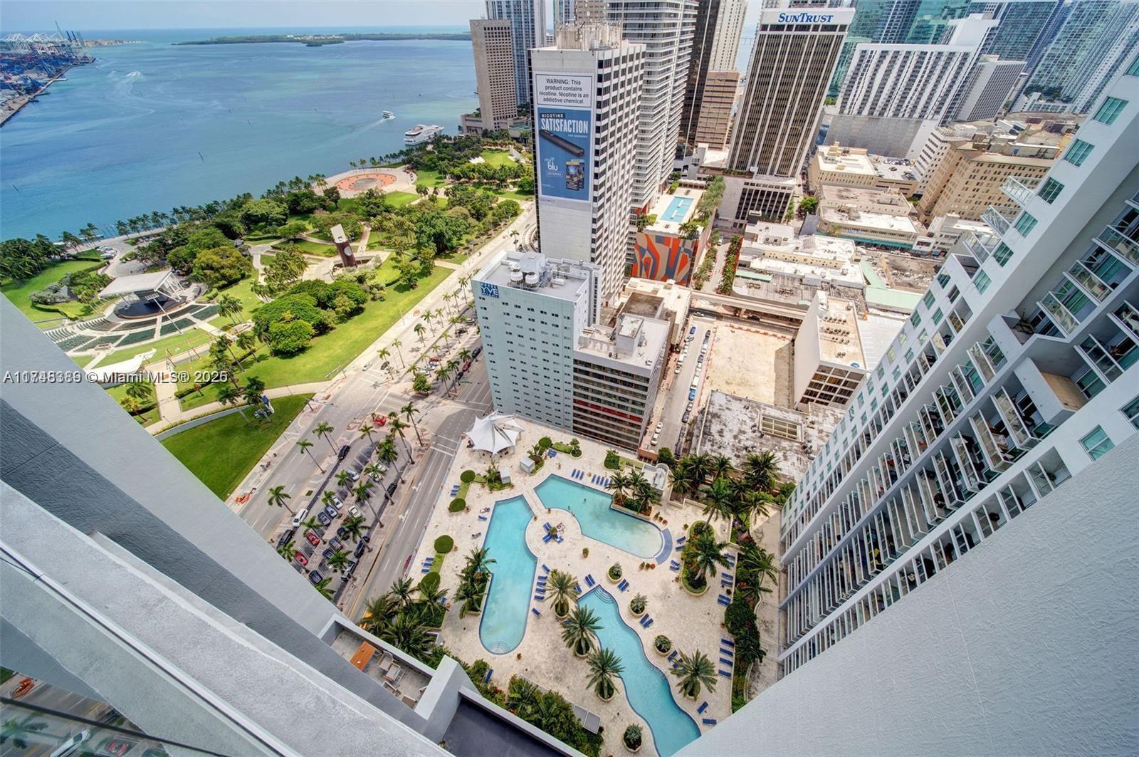 244 Biscayne Blvd # 3607