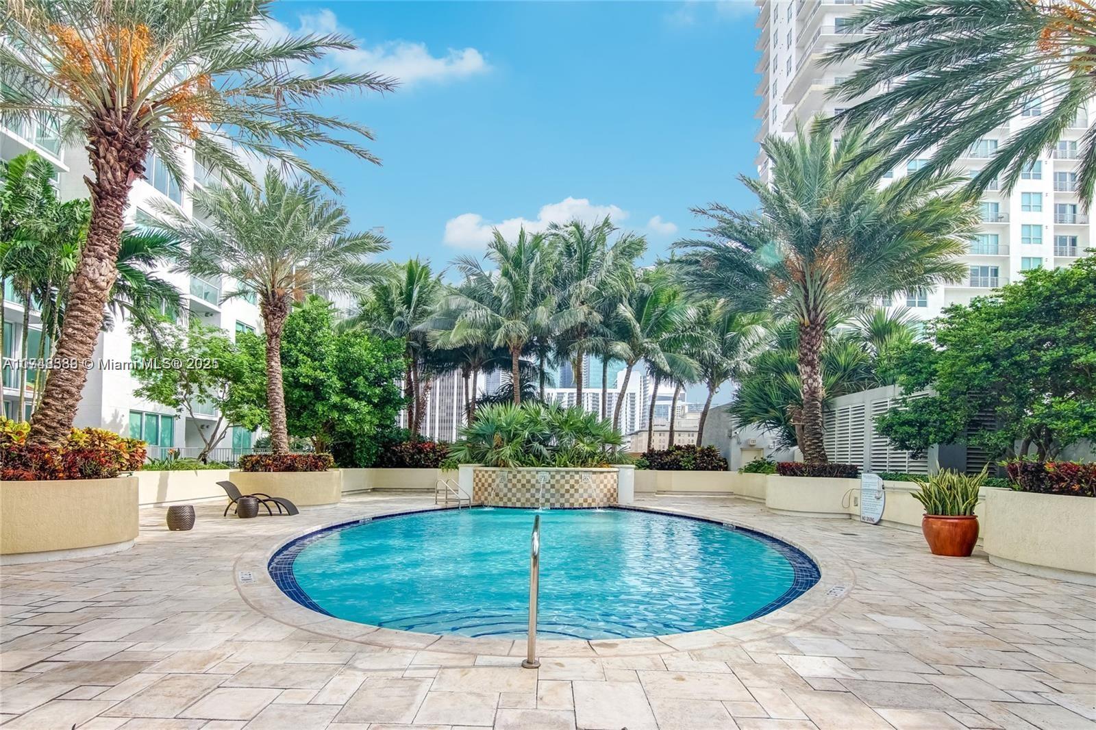 244 Biscayne Blvd # 3607