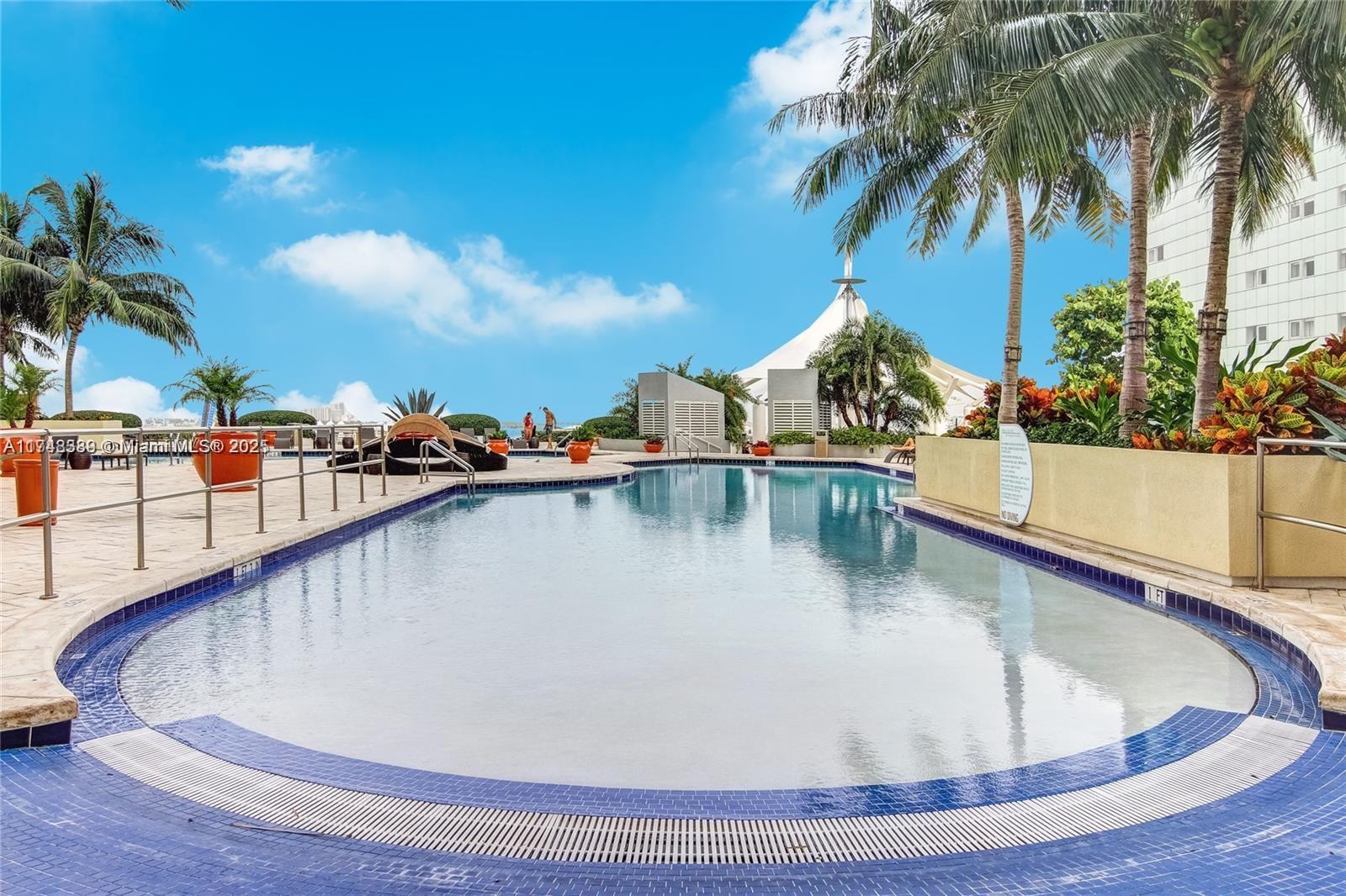 244 Biscayne Blvd # 3607