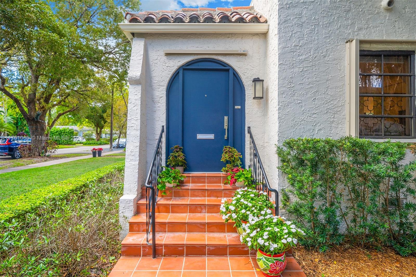 529 Navarre Ave