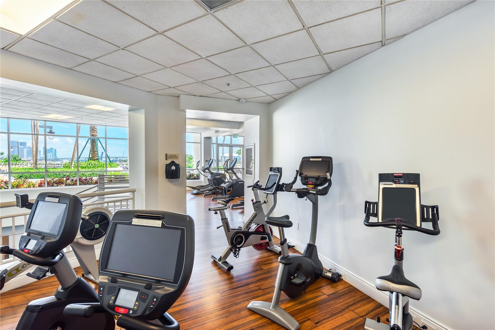848 Brickell Key Dr # 2701