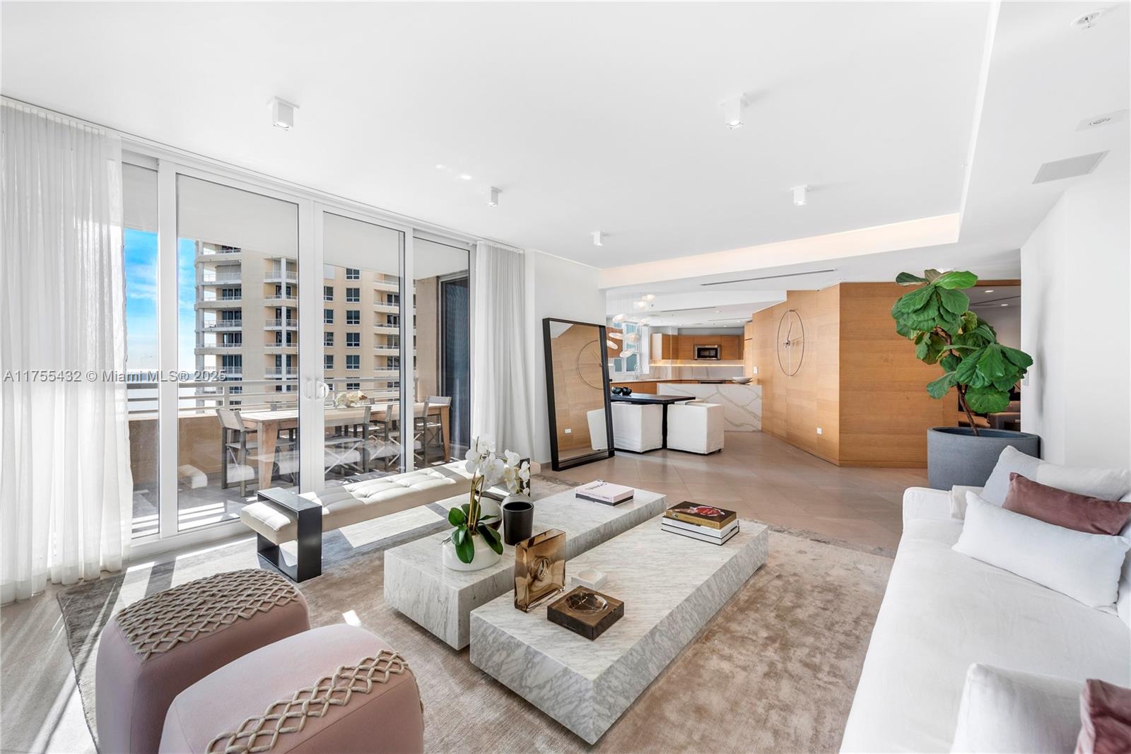 848 Brickell Key Dr # 2701