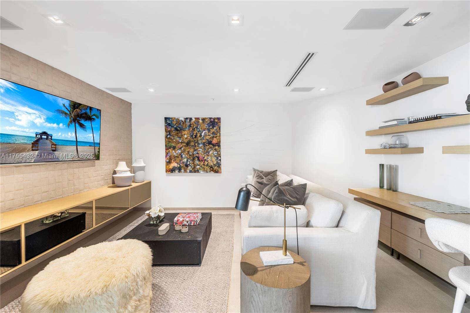 848 Brickell Key Dr # 2701