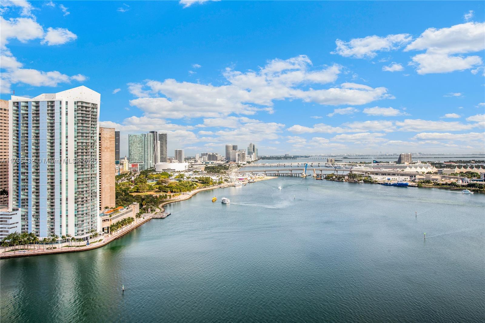 848 Brickell Key Dr # 2701