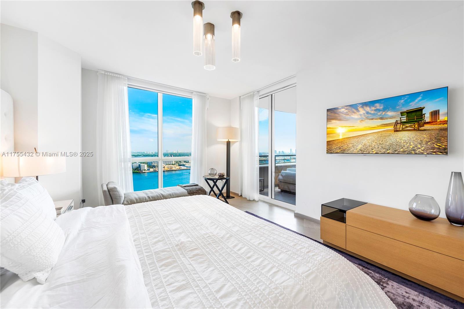 848 Brickell Key Dr # 2701