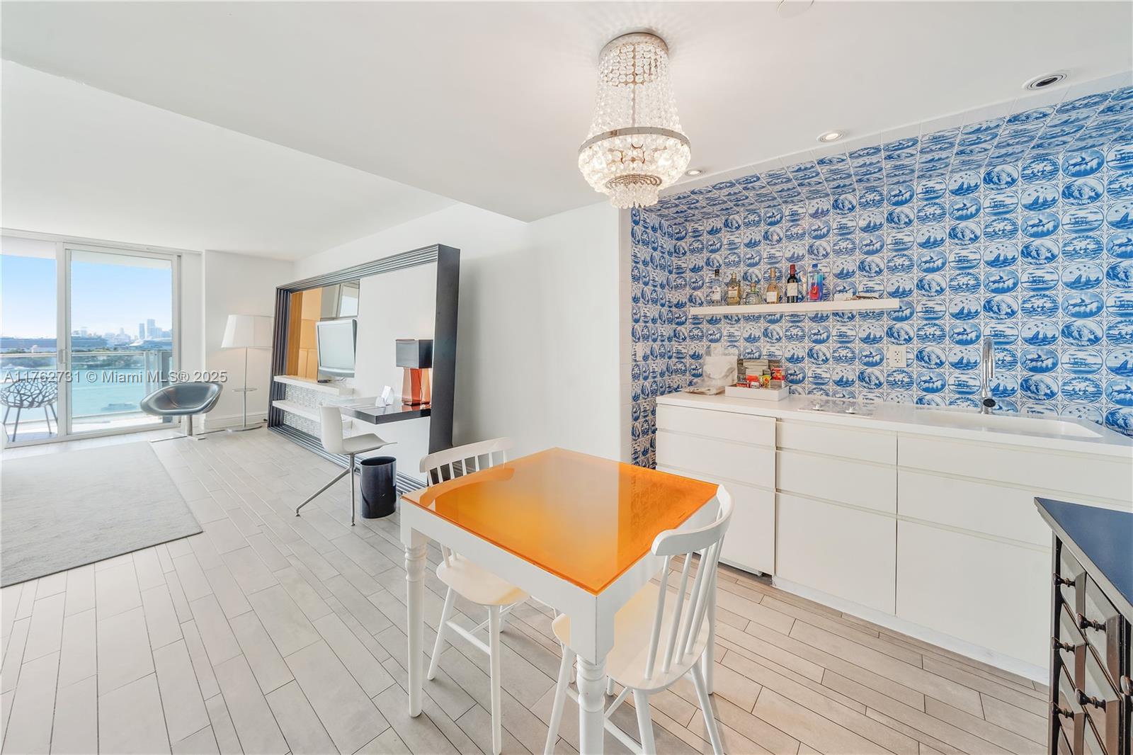 1100 West Ave # 1212