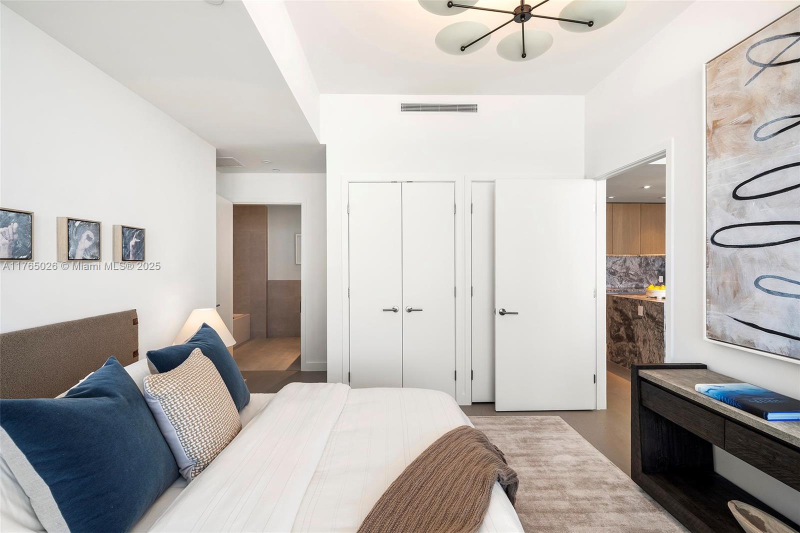 500 Alton # 4304