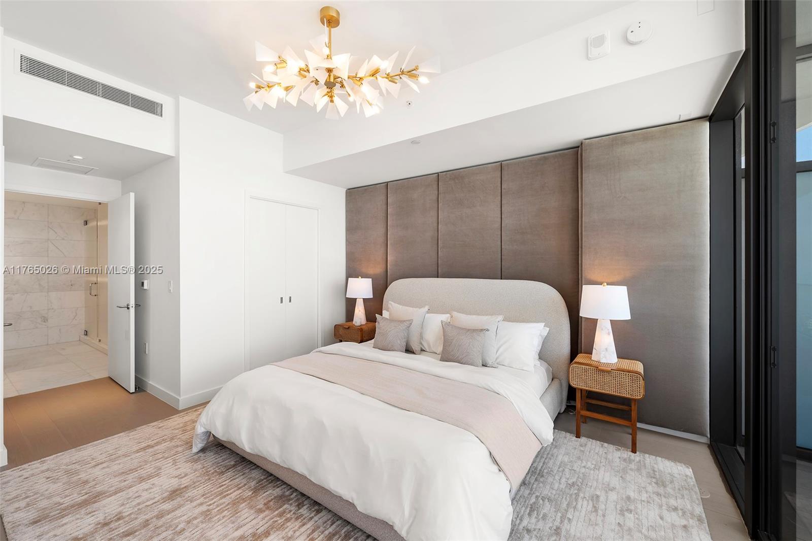 500 Alton # 4304