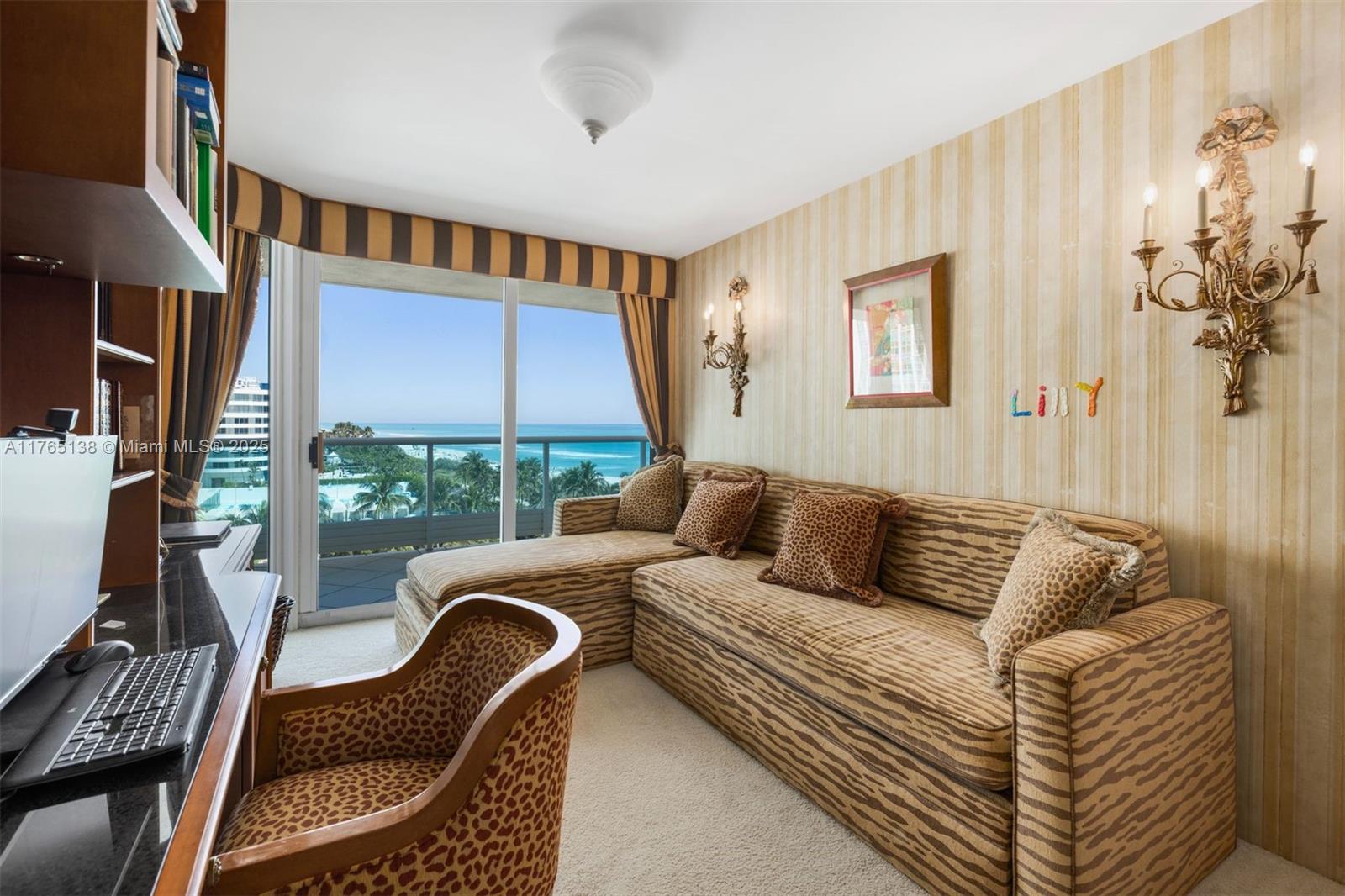5025 Collins Ave # 705