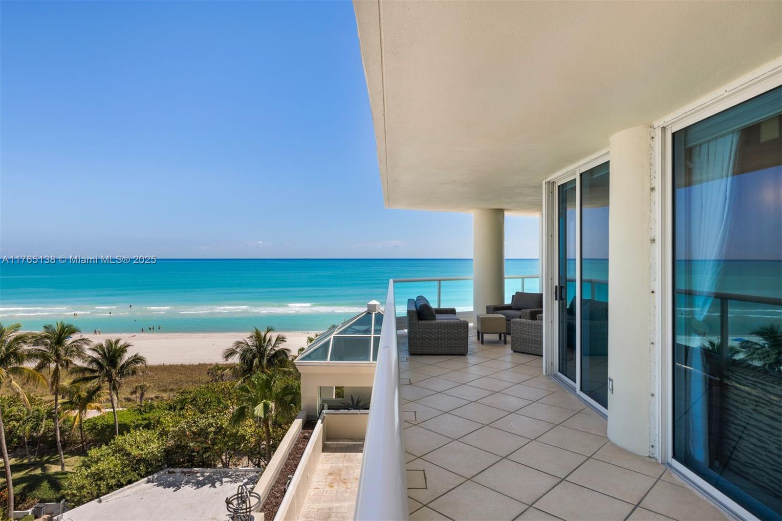 5025 Collins Ave # 705