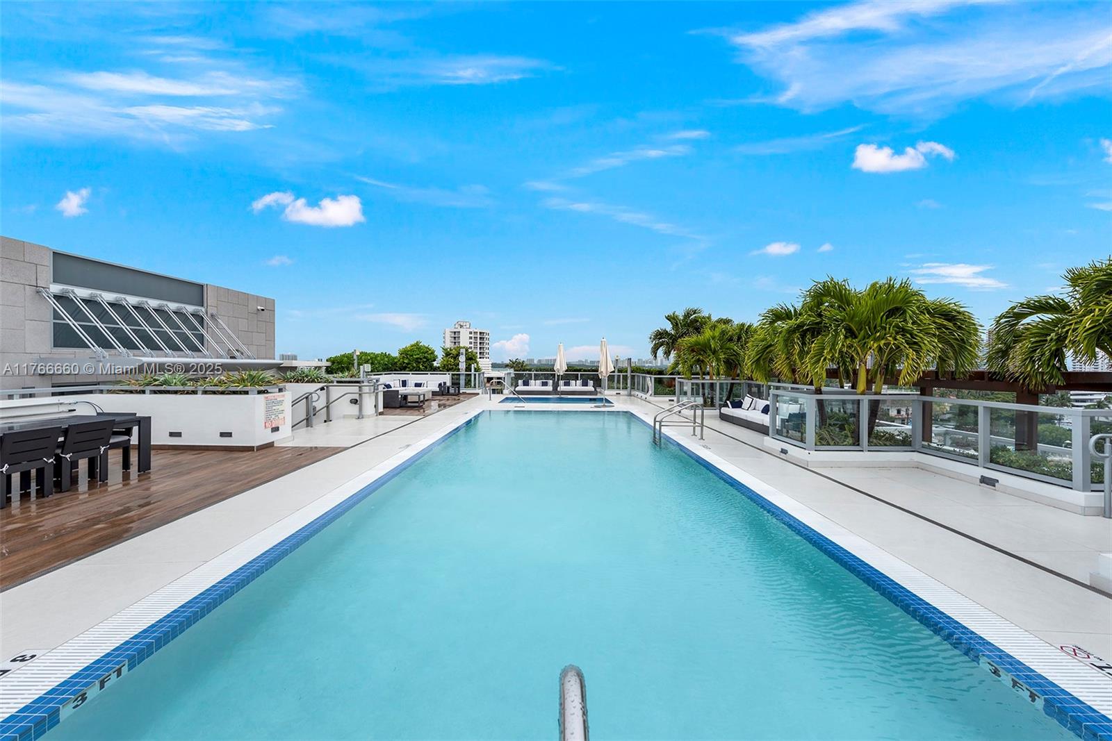 9521 E Bay Harbor Dr # 905