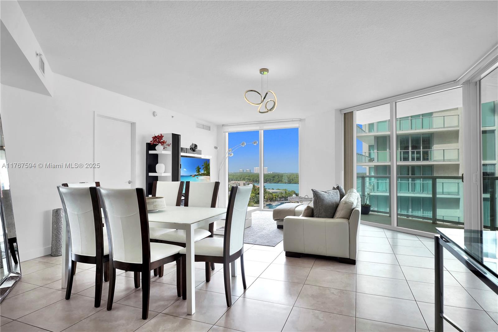 250 Sunny Isles Blvd # 904 Unit: 3-904