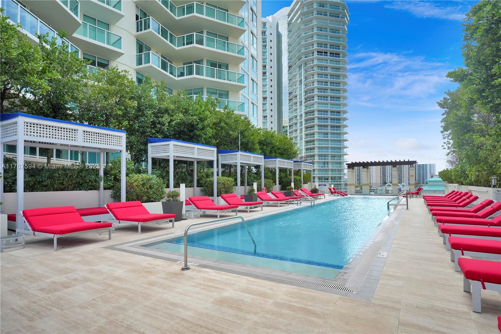 250 Sunny Isles Blvd # 904 Unit: 3-904