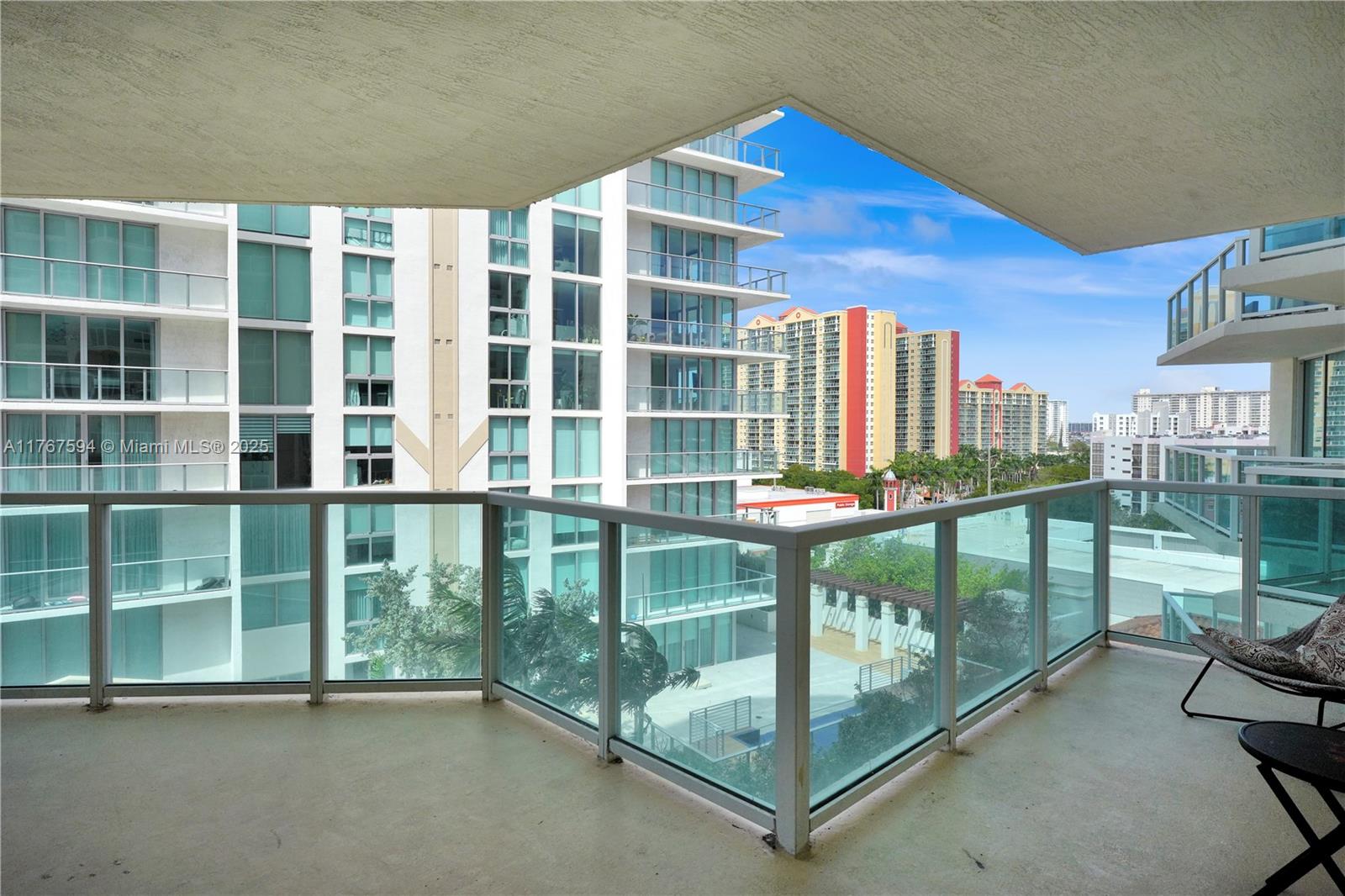 250 Sunny Isles Blvd # 904 Unit: 3-904