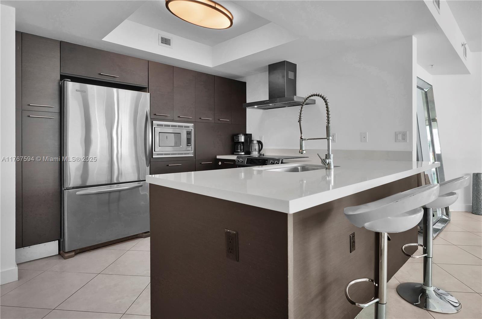 250 Sunny Isles Blvd # 904 Unit: 3-904
