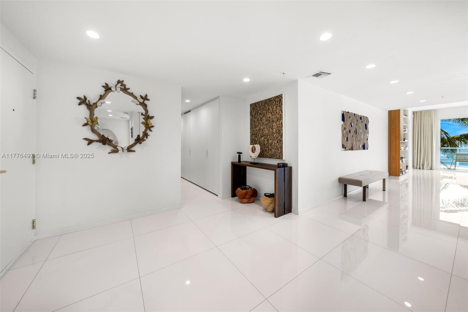 1910 Bay Dr # 301