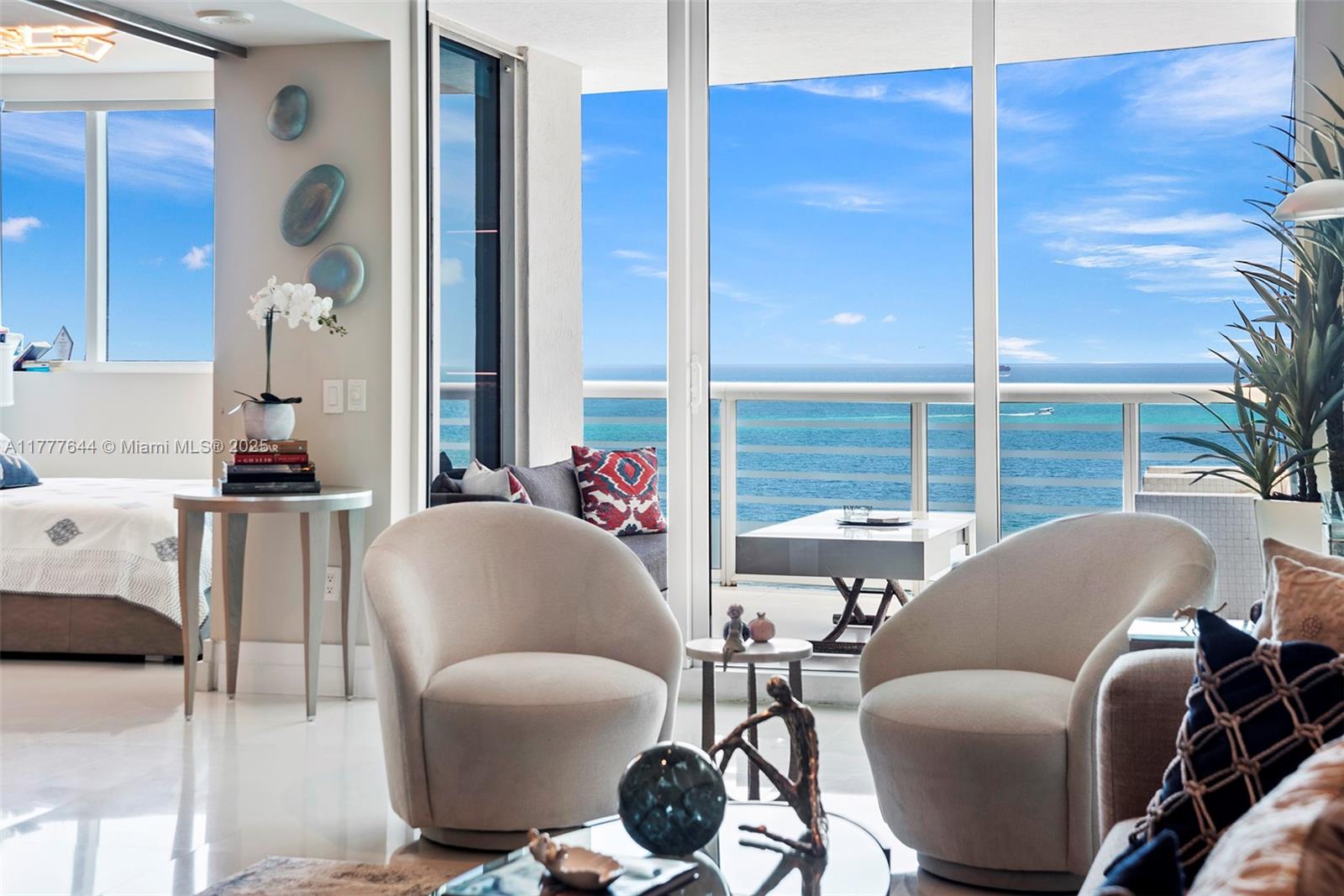 3801 Collins Ave # 1103