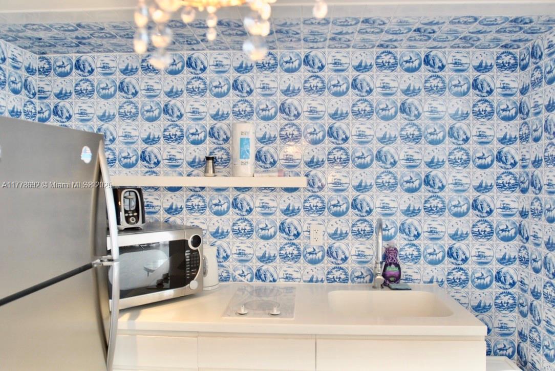 1100 West Ave # 1 Unit: PH-1