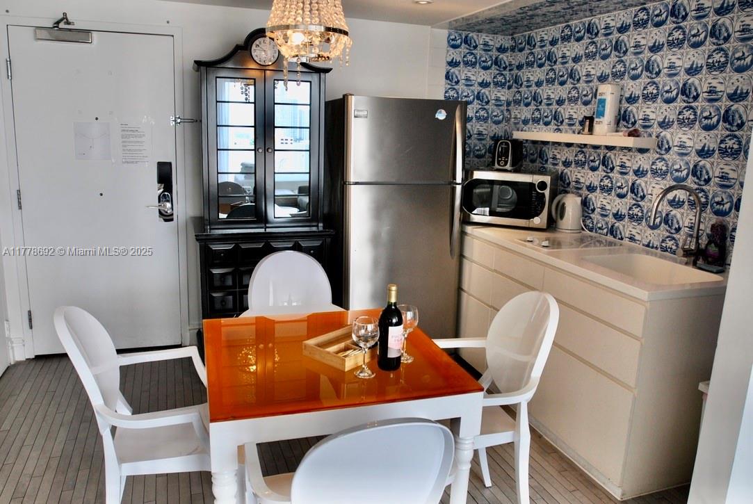 1100 West Ave # 1 Unit: PH-1