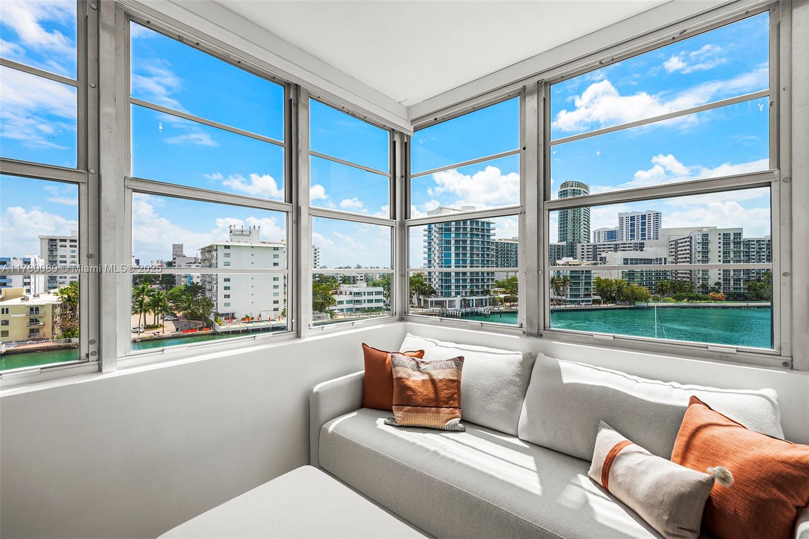 20 Island Ave # 609