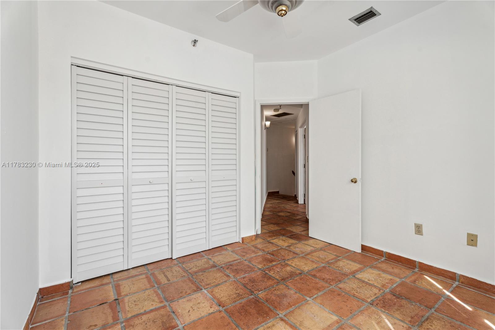 1242 Drexel Ave # 204