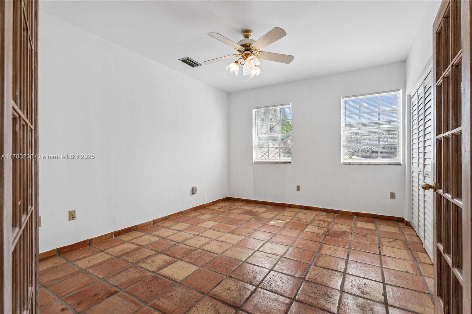 1242 Drexel Ave # 204