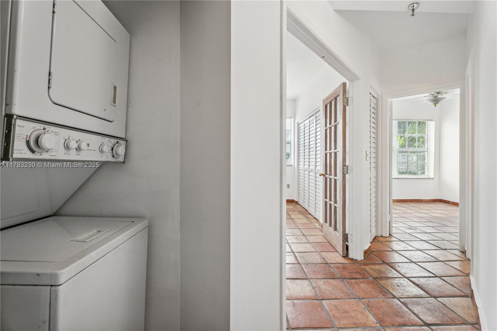 1242 Drexel Ave # 204