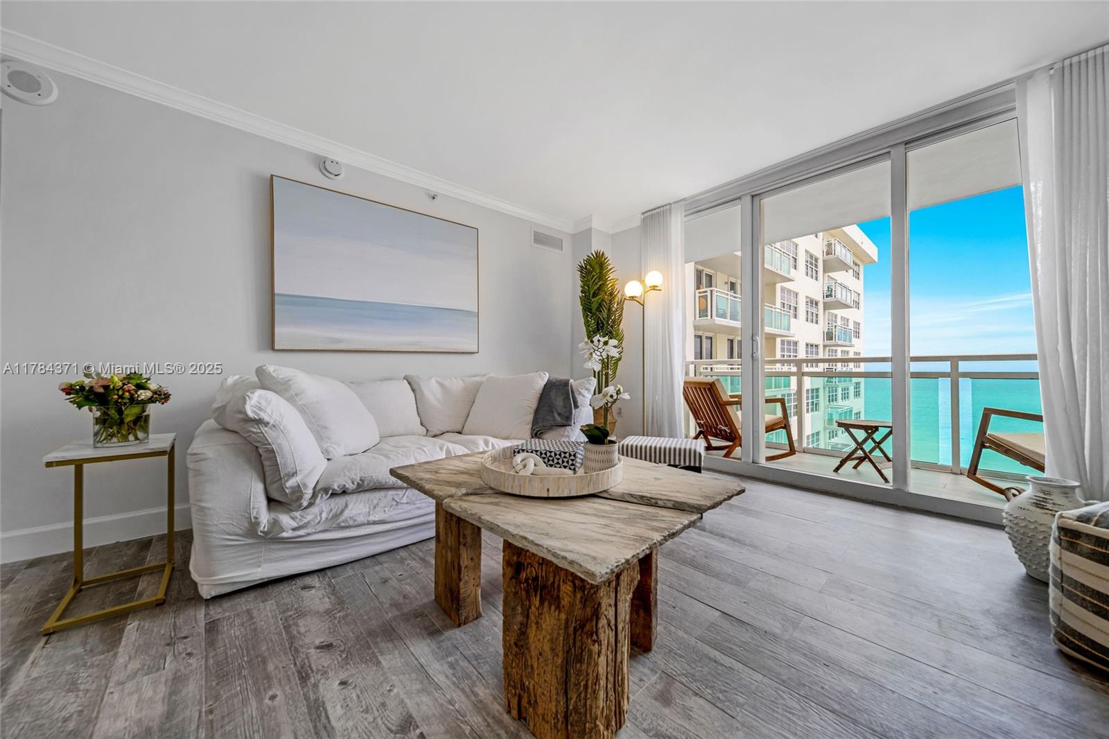 6917 Collins Ave # 1409