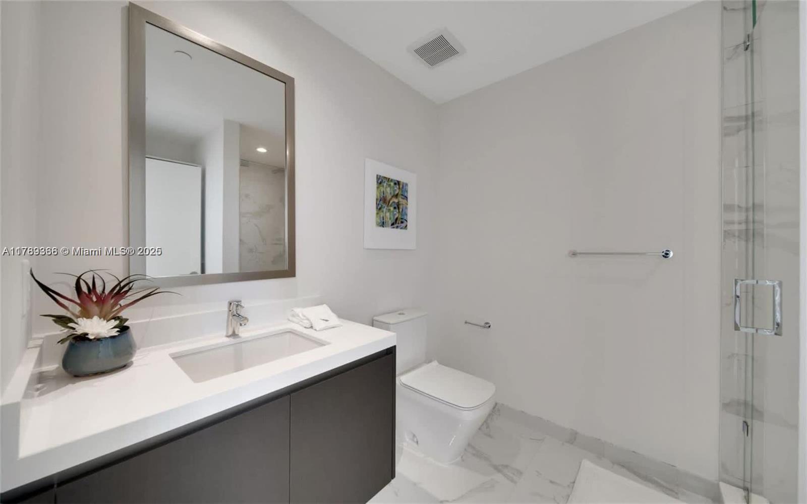 851 NE 1st Ave # 2601