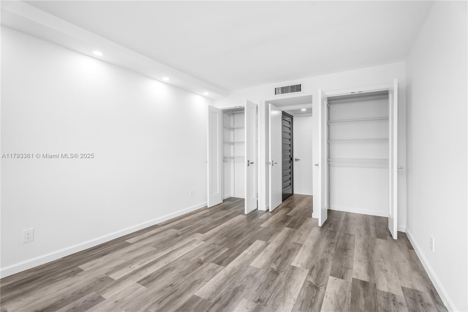 899 West Ave # 8D