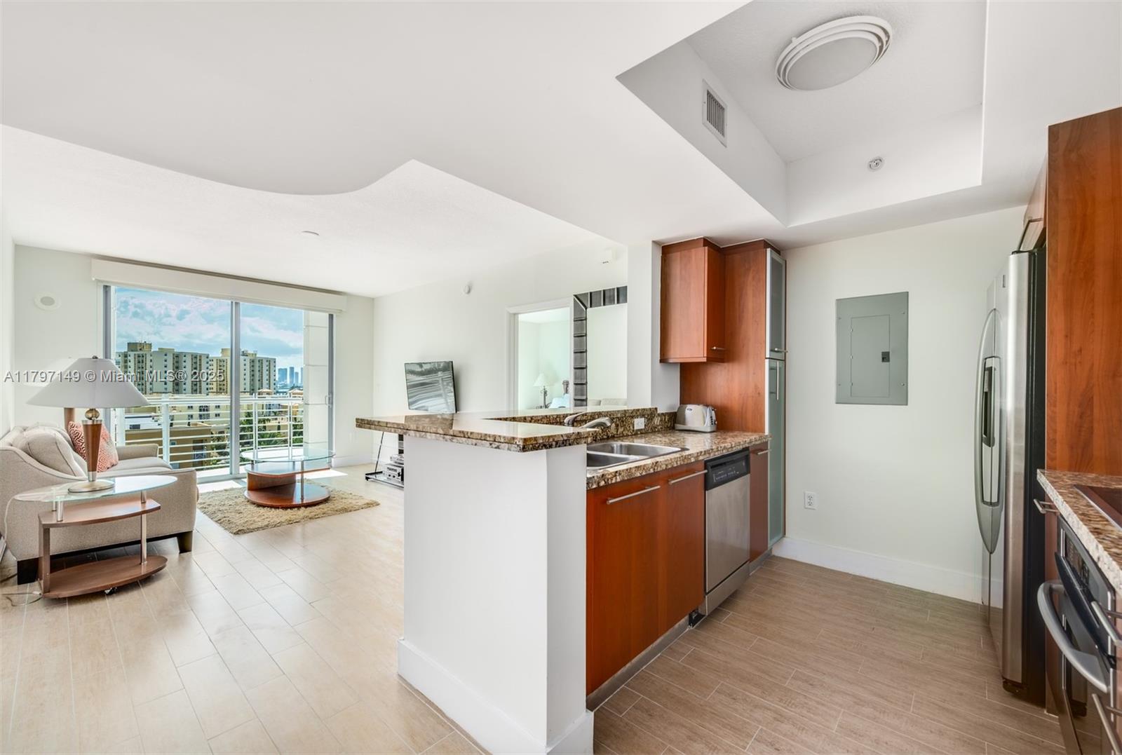 110 Washington Ave # 1817
