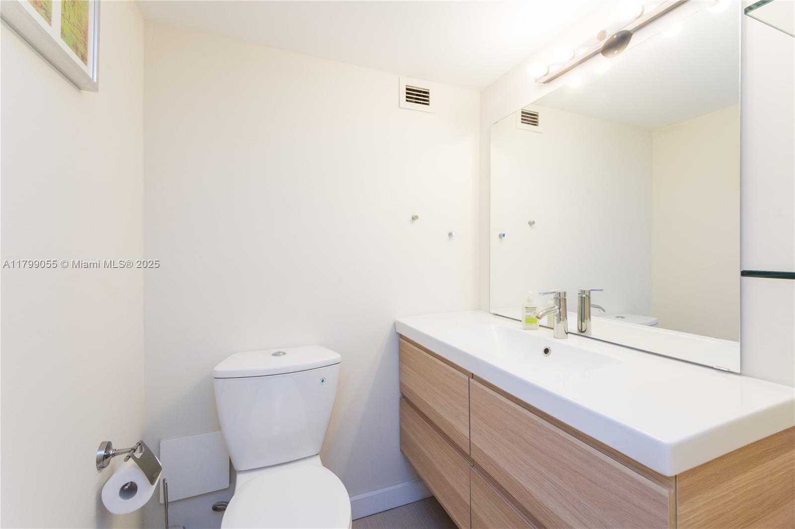 1020 Meridian Ave # 307