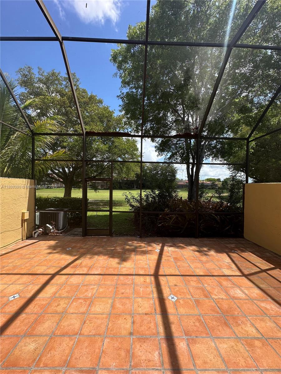 10119 Costa Del Sol Blvd # 57B Unit: J-57B