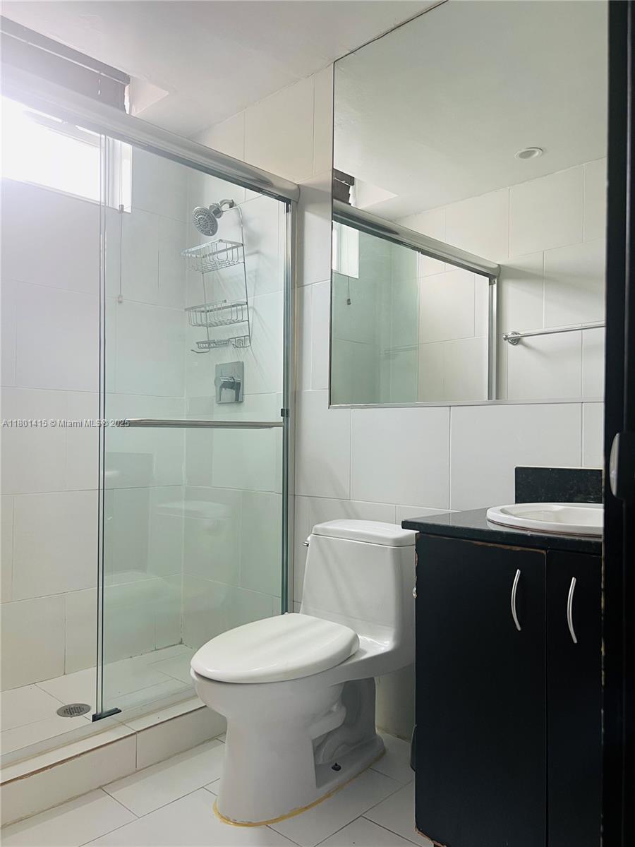 1545 Drexel Ave # 405