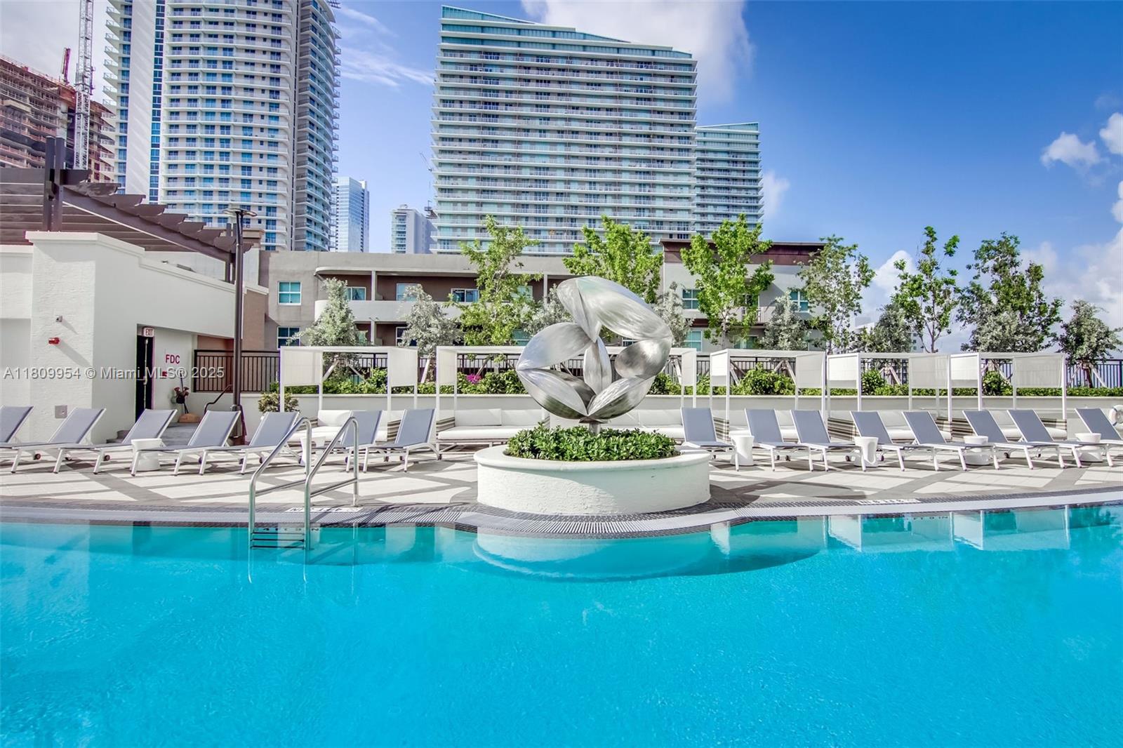 999 SW 1st Ave # 3306