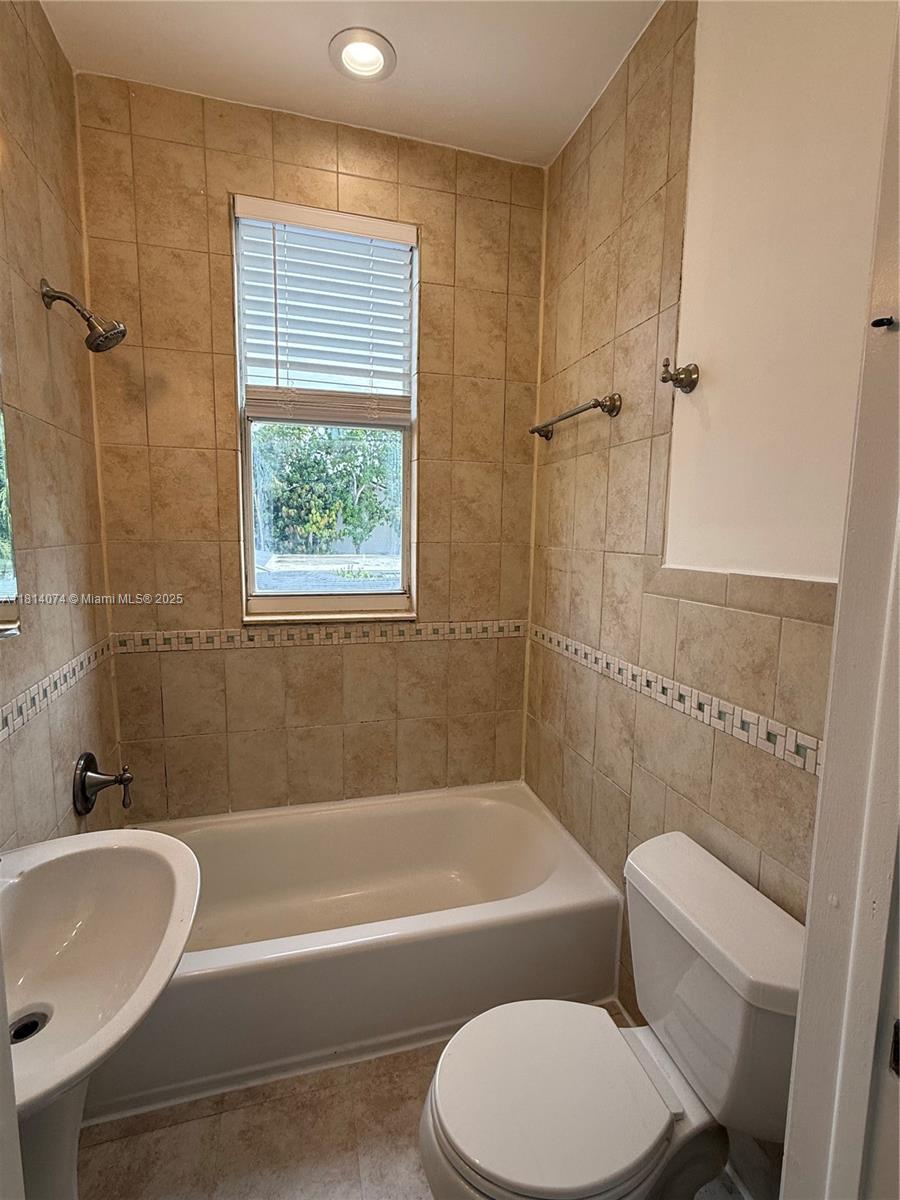 4215 Sheridan Ave # 7