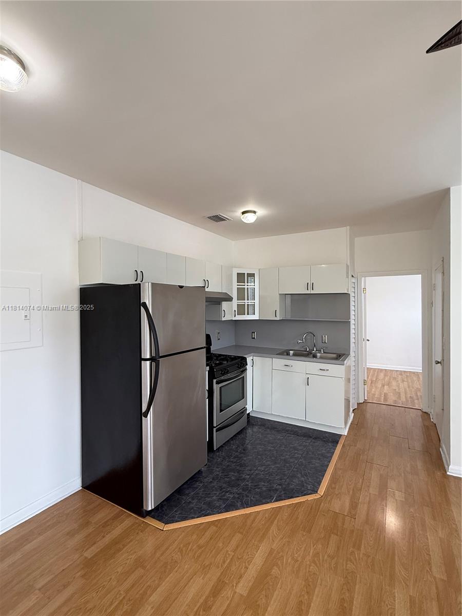4215 Sheridan Ave # 7