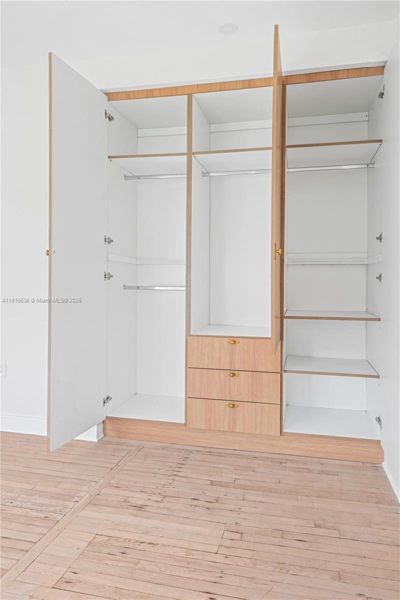 726 Meridian Ave # 2
