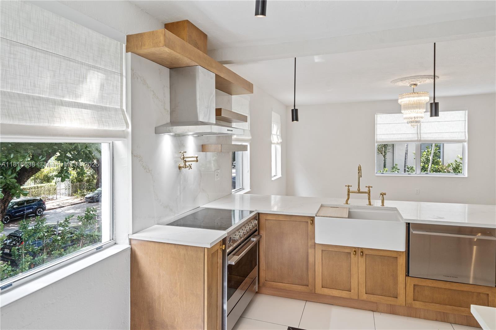 726 Meridian Ave # 2